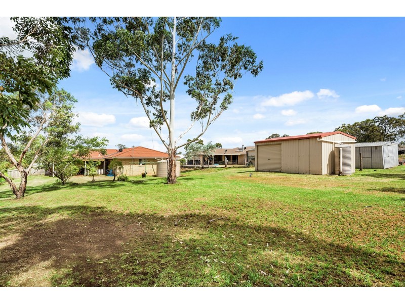 8 Highland Park Road, Meringandan West QLD 4352