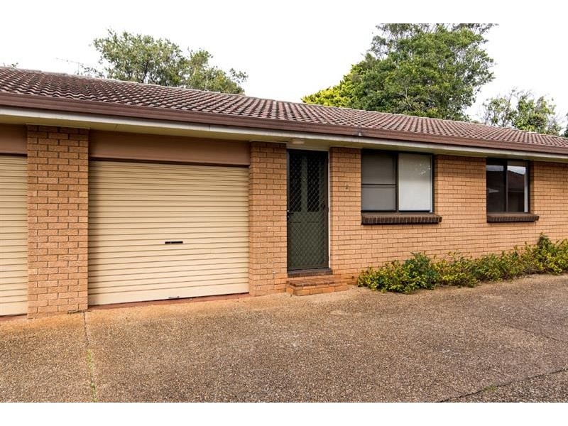 2/7 Norman St, South Toowoomba QLD 4350