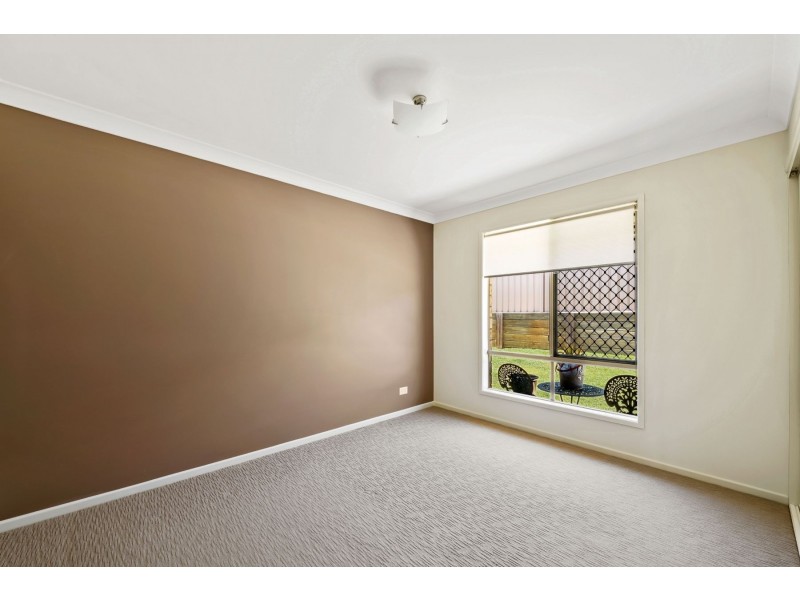 37 Sommariva Street, Westbrook QLD 4350