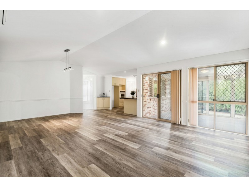 14 Gerrard Street, Middle Ridge QLD 4350