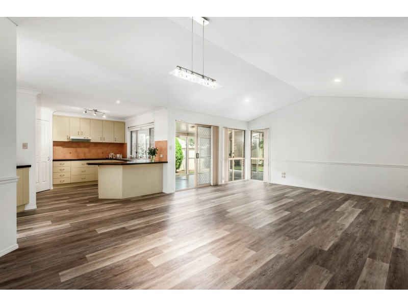 14 Gerrard Street, Middle Ridge QLD 4350