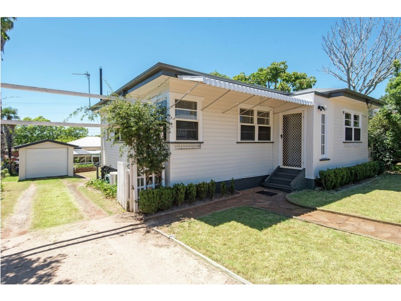 20 Beelbee Street, Harristown QLD 4350