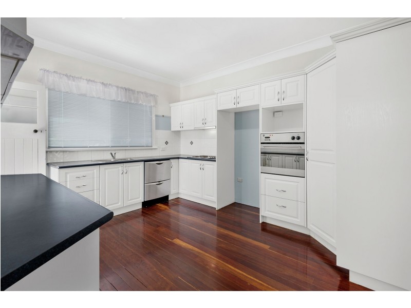 20 Beelbee Street, Harristown QLD 4350