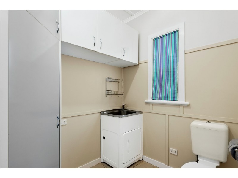 20 Beelbee Street, Harristown QLD 4350