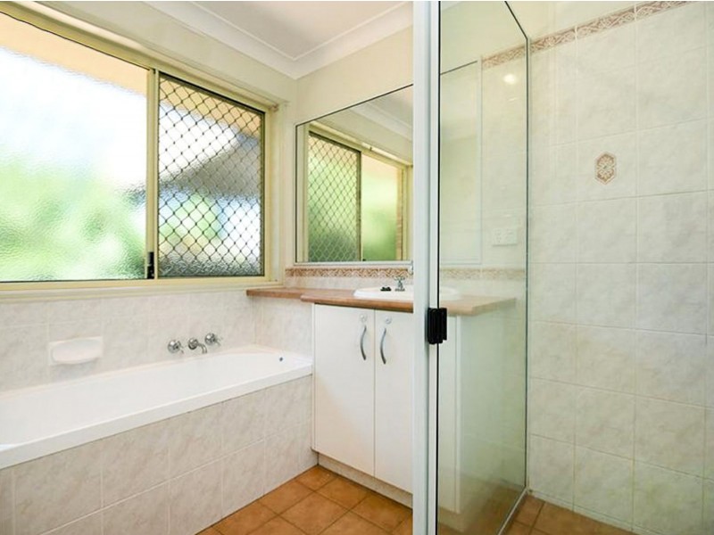 16 Darmstadt Court, Kearneys Spring QLD 4350
