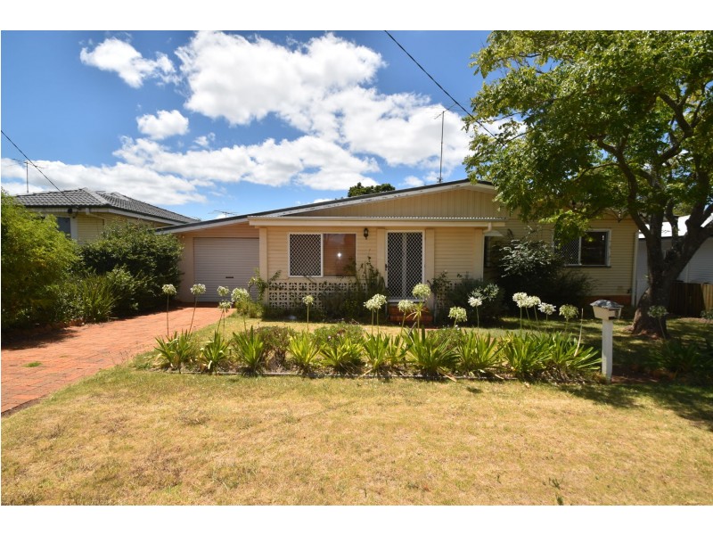 30 Boyd Street, Wilsonton QLD 4350