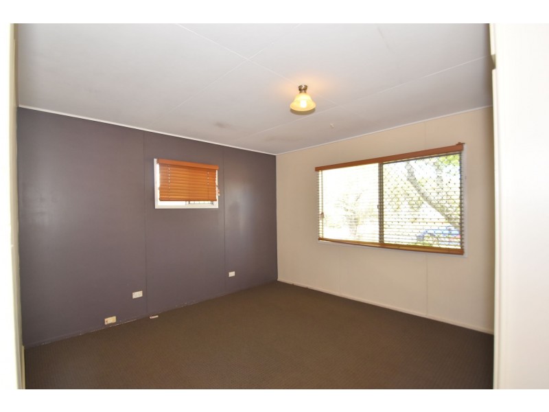 30 Boyd Street, Wilsonton QLD 4350