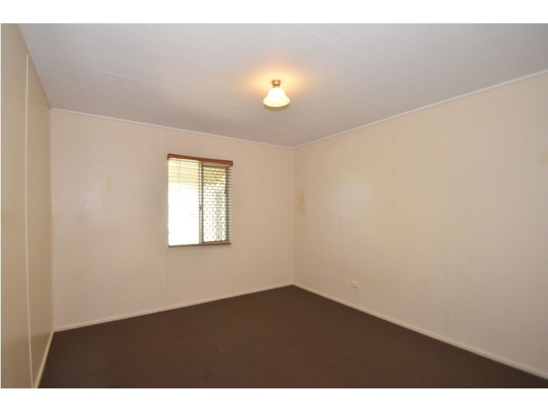 30 Boyd Street, Wilsonton QLD 4350