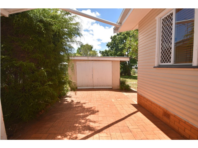 30 Boyd Street, Wilsonton QLD 4350