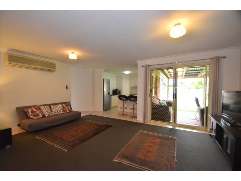 2 Buckle Court, Middle Ridge QLD 4350