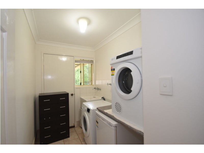 2 Buckle Court, Middle Ridge QLD 4350