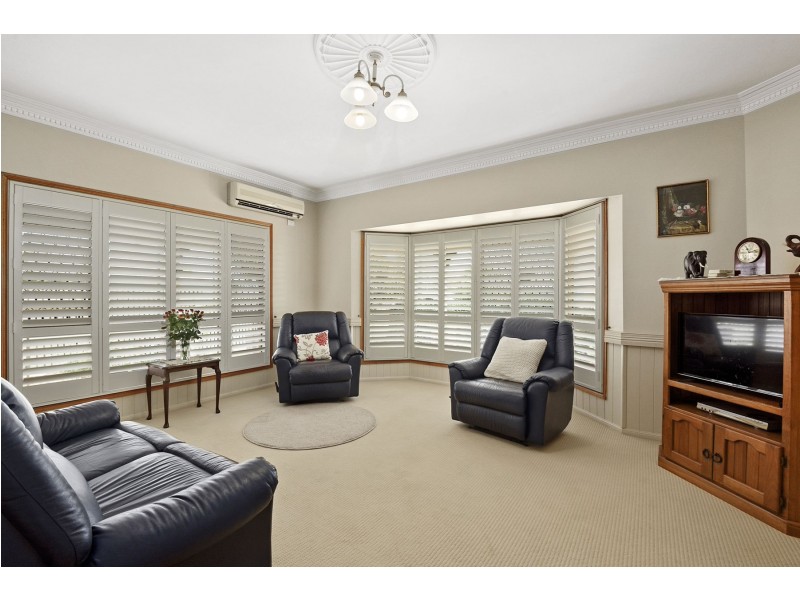 309 Ramsay Street, Middle Ridge QLD 4350