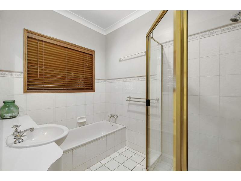 309 Ramsay Street, Middle Ridge QLD 4350