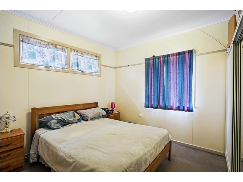 4 Underwood Crescent, Harristown QLD 4350