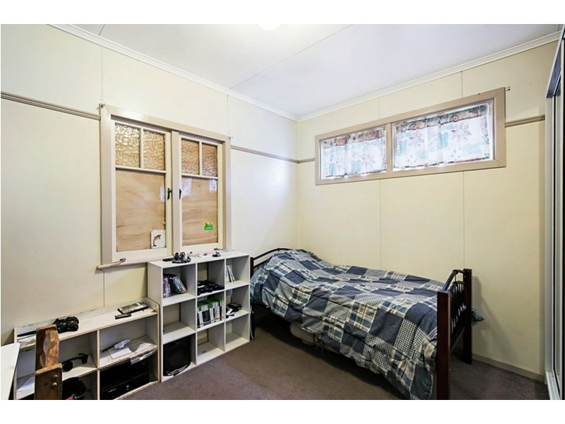 4 Underwood Crescent, Harristown QLD 4350