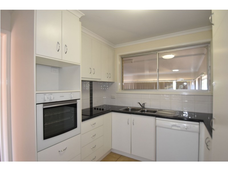 28 Wessex Street, Harristown QLD 4350