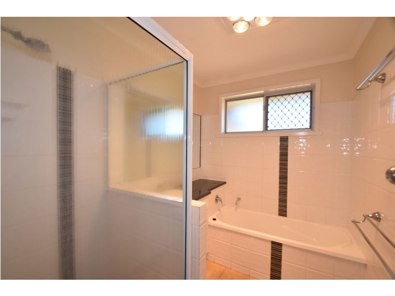 28 Wessex Street, Harristown QLD 4350