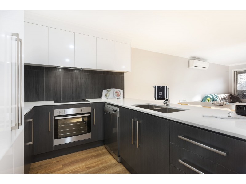 293A West Street, Harristown QLD 4350