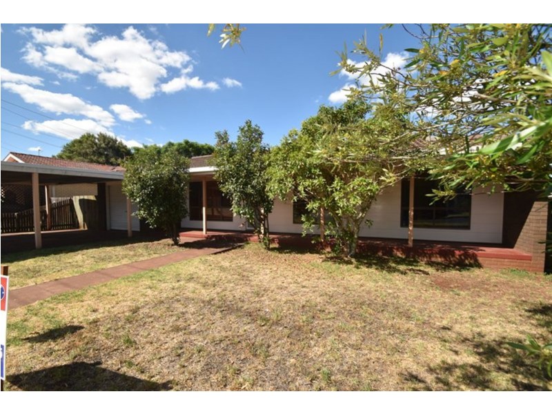 7 Gloucester Crescent, Darling Heights QLD 4350
