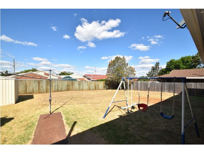 7 Gloucester Crescent, Darling Heights QLD 4350