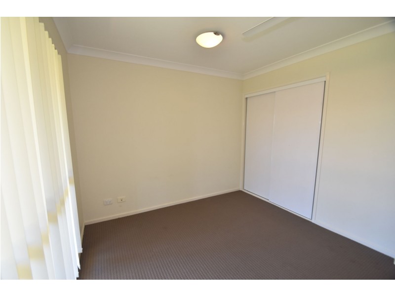 2 Deller Close, Middle Ridge QLD 4350