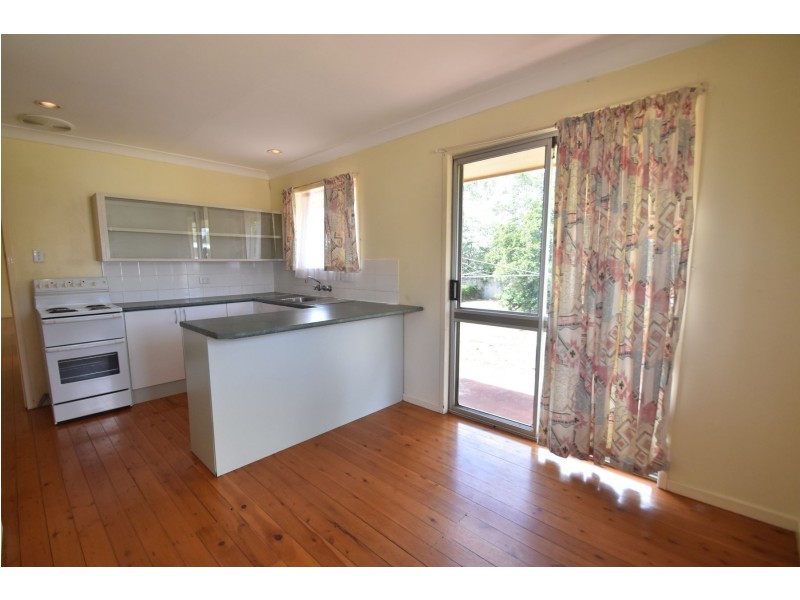 246 Alderley Street, Centenary Heights QLD 4350