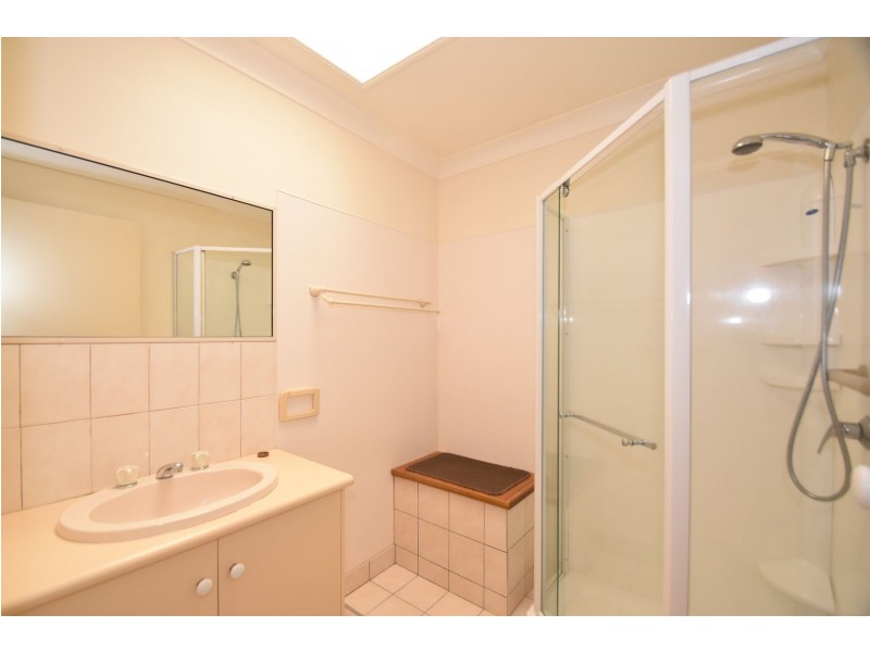 1/20 Pascoe Lane, Harlaxton QLD 4350