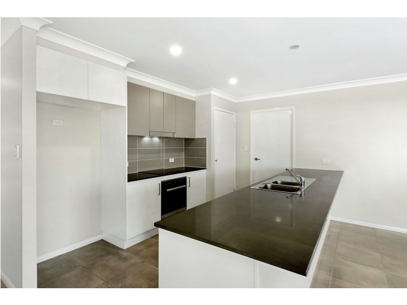 43 Magpie Drive, Cambooya QLD 4358