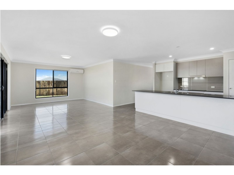 43 Magpie Drive, Cambooya QLD 4358