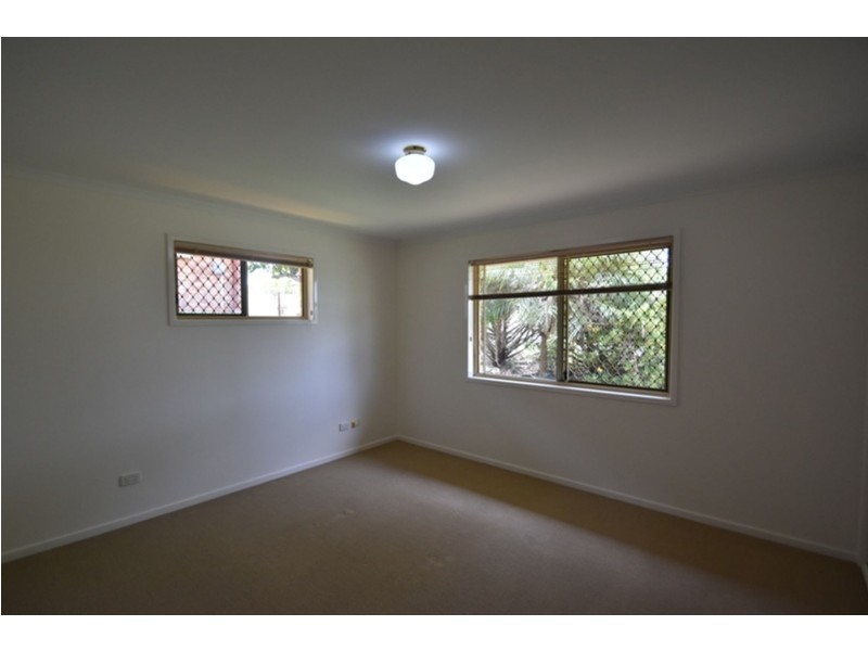 2 Kurtz Street, Kearneys Spring QLD 4350