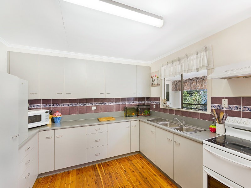 5 Boyd Street, Wilsonton QLD 4350