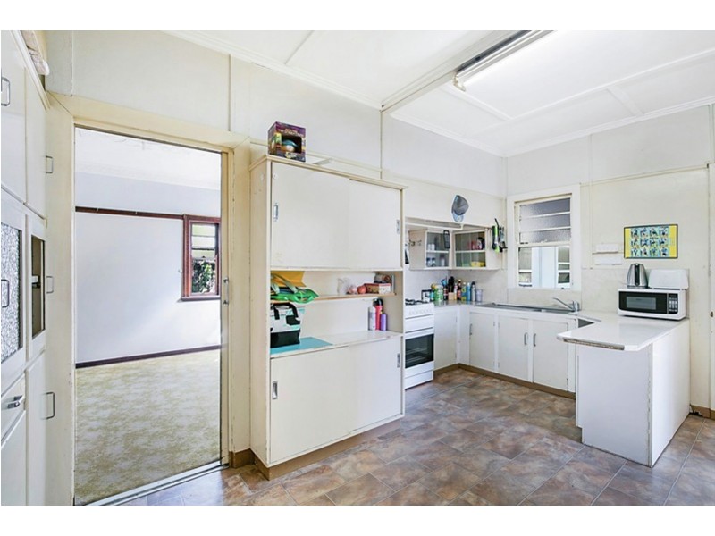 23 Gostwyck Street, Newtown QLD 4350