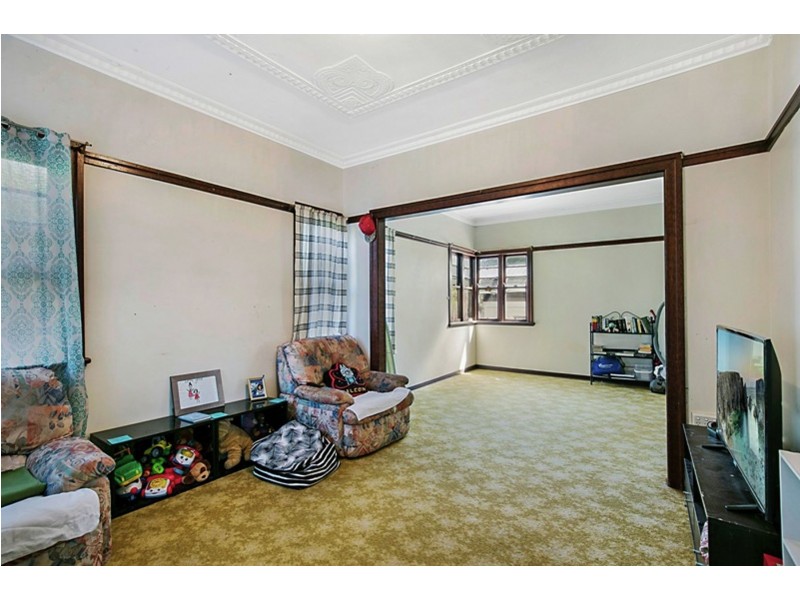 23 Gostwyck Street, Newtown QLD 4350