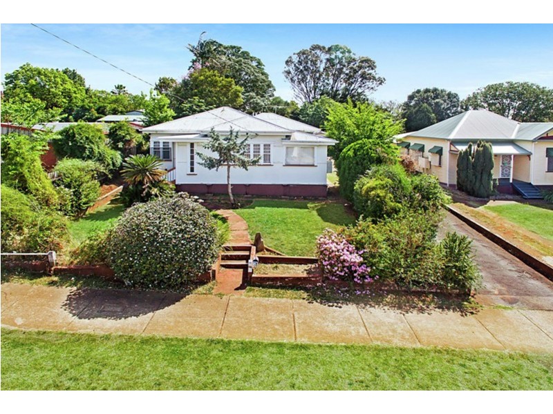 23 Gostwyck Street, Newtown QLD 4350