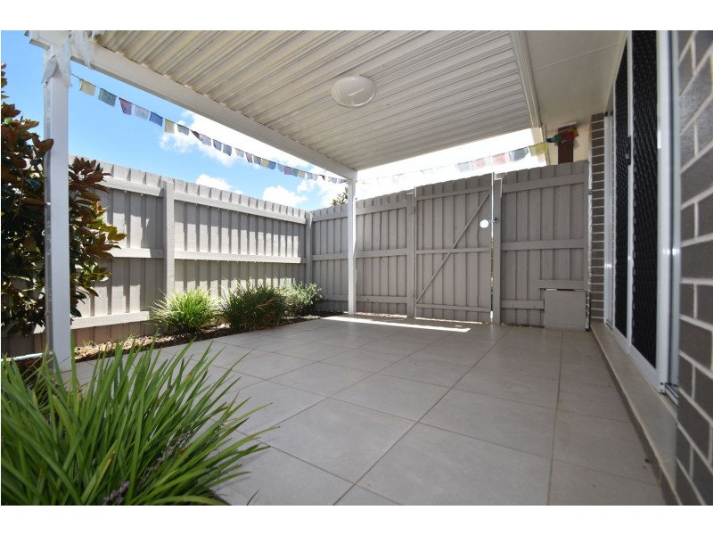 1/15 McMorrow Street, Kearneys Spring QLD 4350