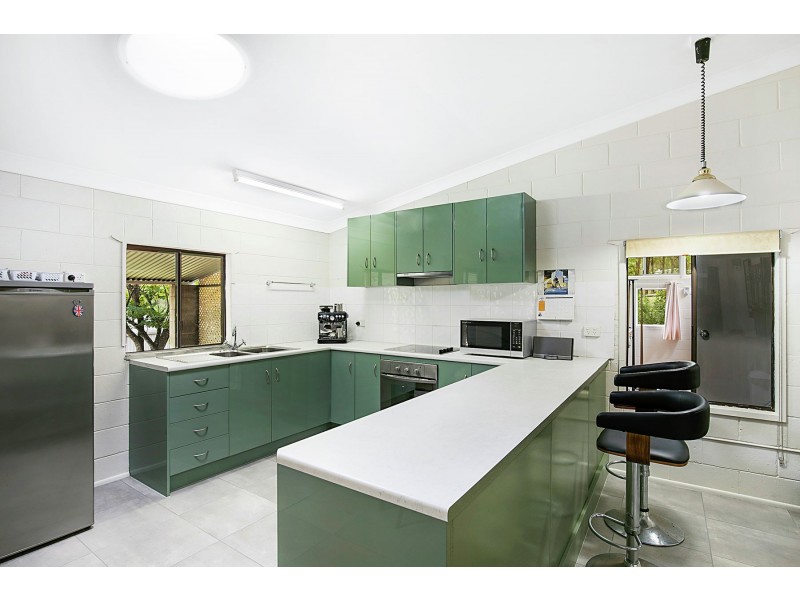 137 Koreelah Street, Upper Lockyer QLD 4352