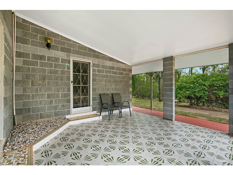 137 Koreelah Street, Upper Lockyer QLD 4352