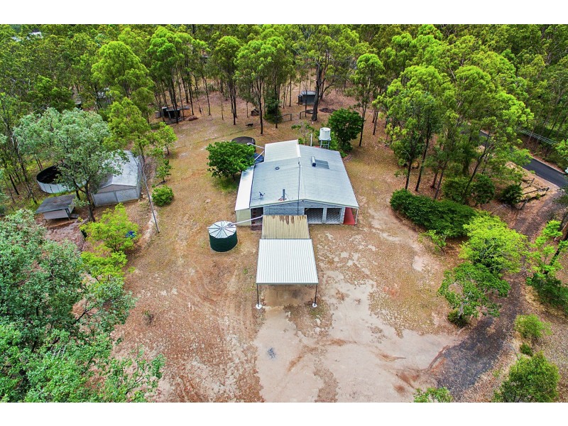 137 Koreelah Street, Upper Lockyer QLD 4352