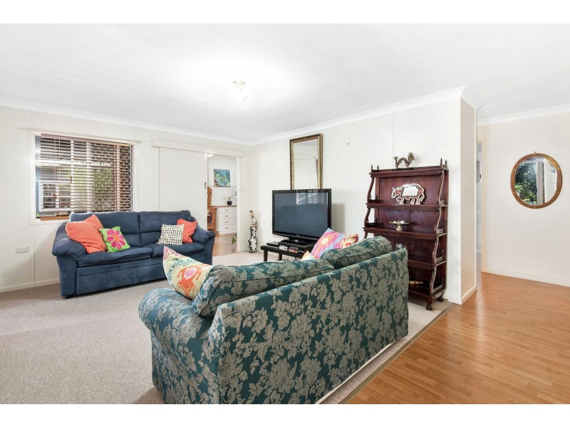 30 Llewellyn Street, Centenary Heights QLD 4350