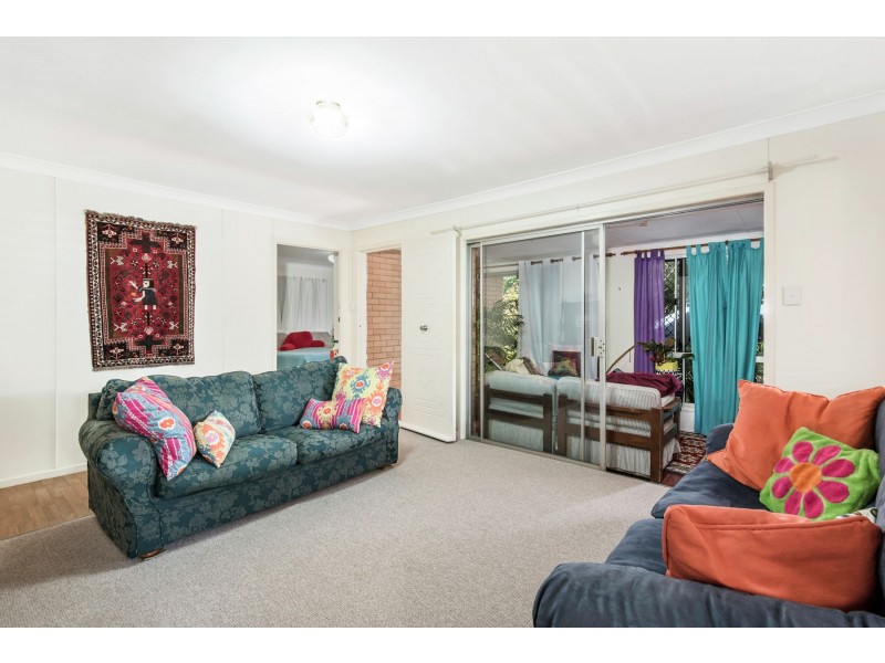 30 Llewellyn Street, Centenary Heights QLD 4350