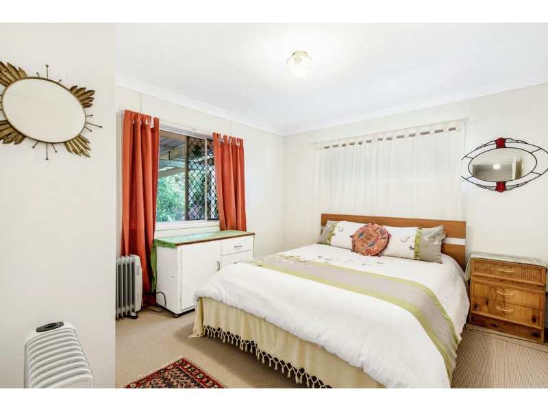 30 Llewellyn Street, Centenary Heights QLD 4350