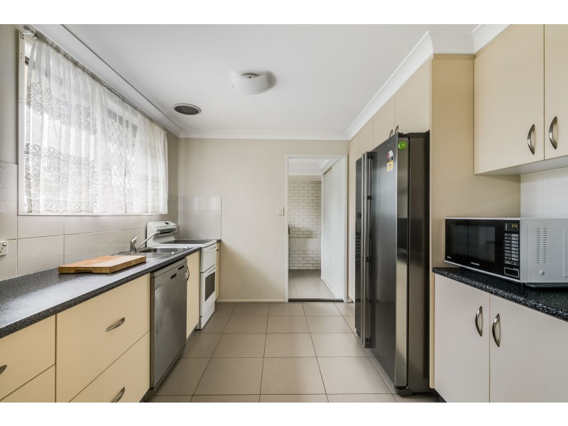 15 Behland Street, Kearneys Spring QLD 4350