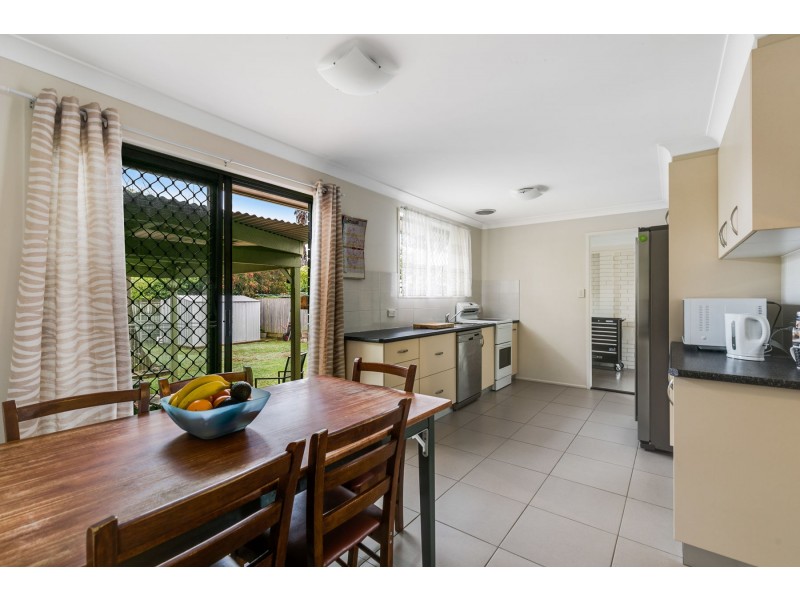15 Behland Street, Kearneys Spring QLD 4350