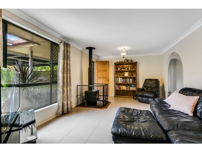 15 Behland Street, Kearneys Spring QLD 4350