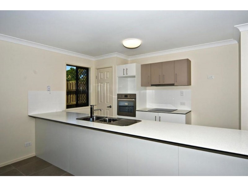 1/2 Swallow Court, Newtown QLD 4350
