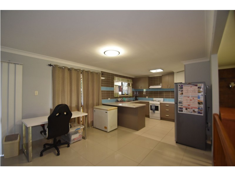 3 Oxford Court, Darling Heights QLD 4350