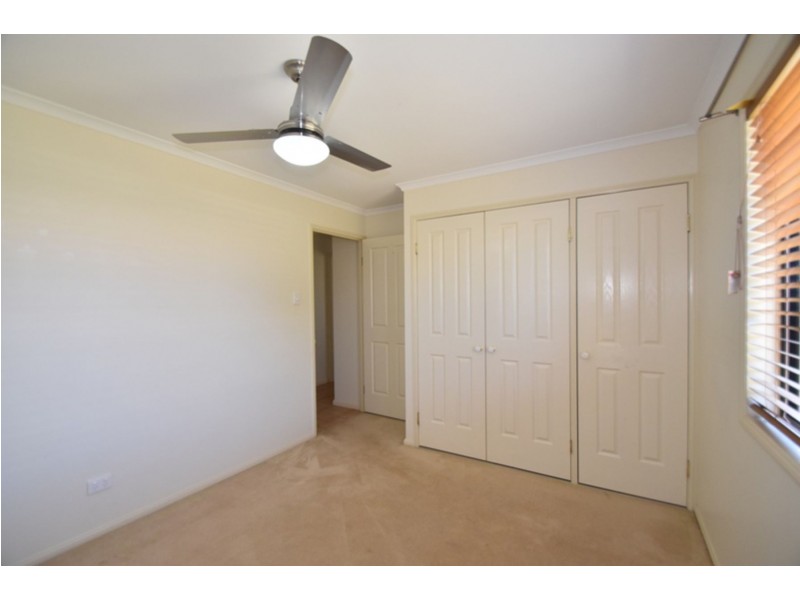 4 Scullin Street, Middle Ridge QLD 4350