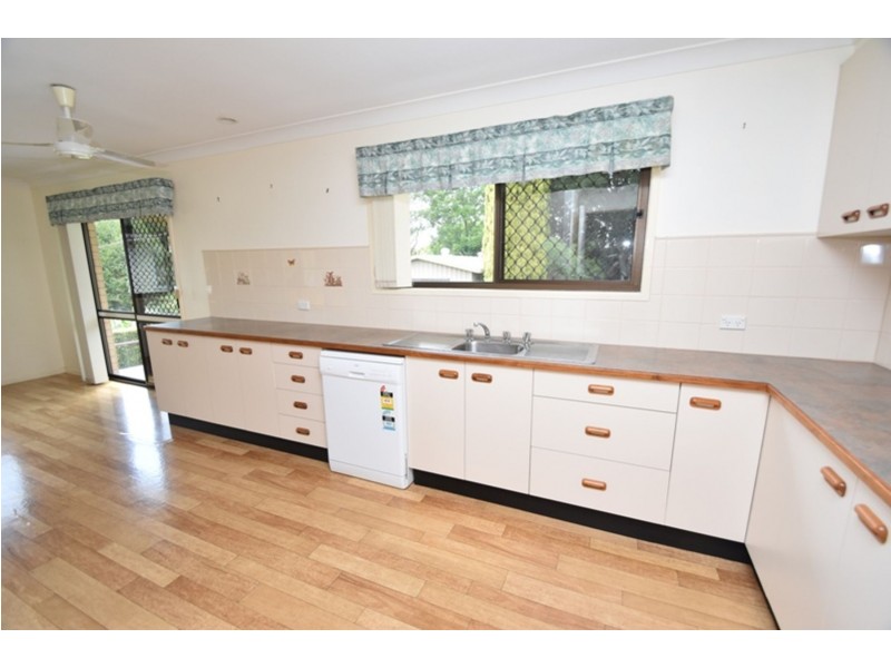 22 Erin Street, Wilsonton QLD 4350