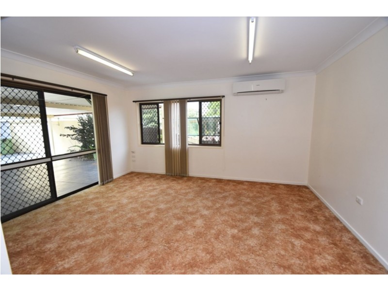 22 Erin Street, Wilsonton QLD 4350