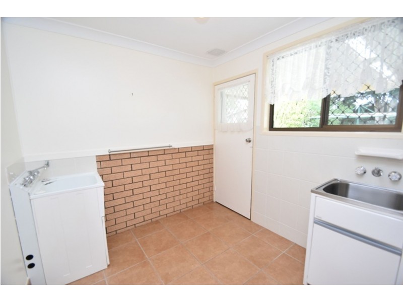 22 Erin Street, Wilsonton QLD 4350